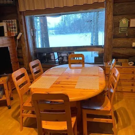 Pyhaeniemenranta Chalet