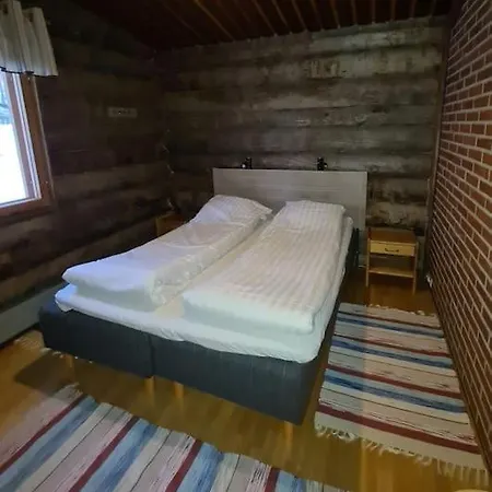 Pyhaeniemenranta シャレー