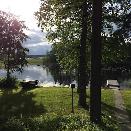 Pyhaeniemenranta シャレー *